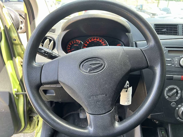 Daihatsu cuore 1.0 comfort 2009 | 80-jnf-4 - afbeelding 2 van  18