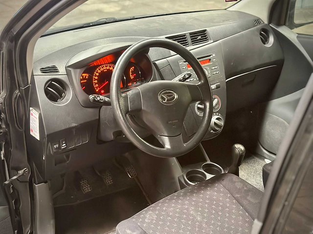 Daihatsu cuore 1.0 premium, 85-grt-8 - afbeelding 10 van  13