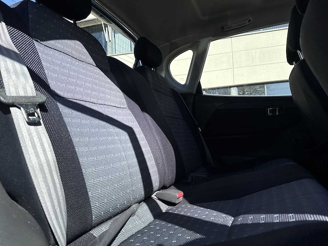 Daihatsu sirion 1.3-16v sr 2004 | 70-pp-bf - afbeelding 11 van  21