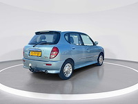 Daihatsu sirion 1.3-16v sr 2004 | 70-pp-bf - afbeelding 4 van  9