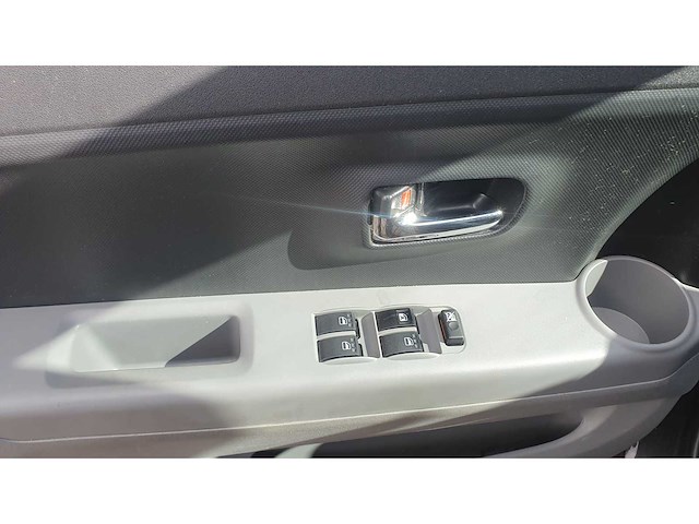 Daihatsu sirion 2 1.0-12v premium, 78-hfs-1 - afbeelding 12 van  12