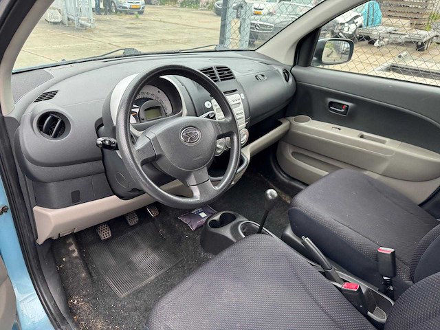 Daihatsu sirion 2 1.0-12v trend 66-td-dl - afbeelding 6 van  9