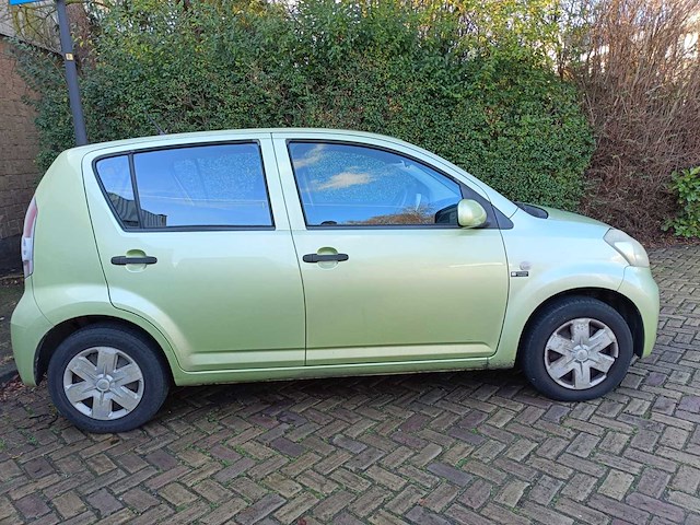 Daihatsu sirion 2 1.3-16v comfort, 56-tx-hg - afbeelding 13 van  15