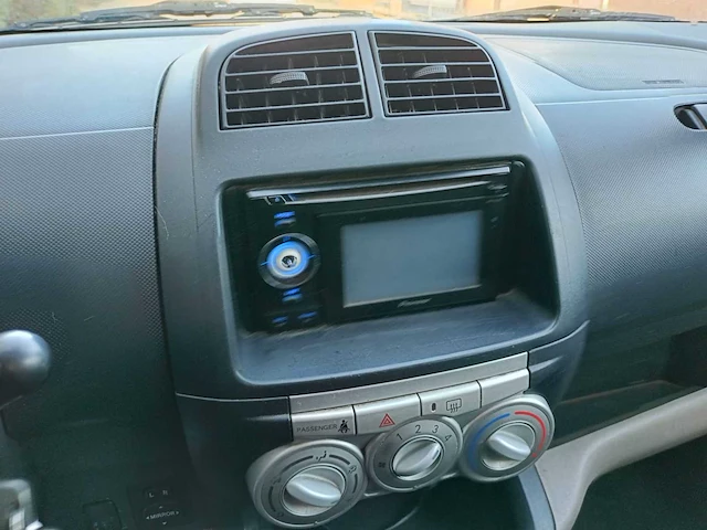 Daihatsu sirion 2 1.3-16v comfort, 56-tx-hg - afbeelding 5 van  15