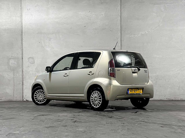 Daihatsu sirion 2 1.3-16v comfort 90pk 2005 (origineel-nl) automaat, 41-rp-tz - afbeelding 34 van  44