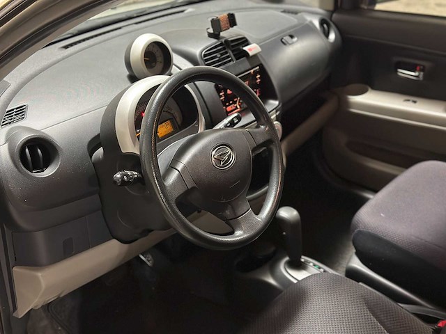 Daihatsu sirion 2 1.3-16v comfort 90pk 2005 (origineel-nl) automaat, 41-rp-tz - afbeelding 6 van  44