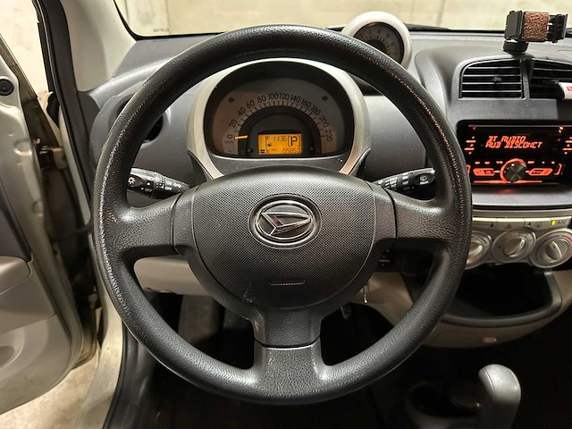 Daihatsu sirion 2 1.3-16v comfort 90pk 2005 (origineel-nl) automaat, 41-rp-tz - afbeelding 7 van  44