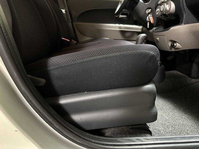 Daihatsu sirion 2 1.3-16v comfort 90pk 2005 (origineel-nl) automaat, 41-rp-tz - afbeelding 16 van  44