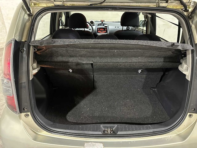 Daihatsu sirion 2 1.3-16v comfort 90pk 2005 (origineel-nl) automaat, 41-rp-tz - afbeelding 41 van  44