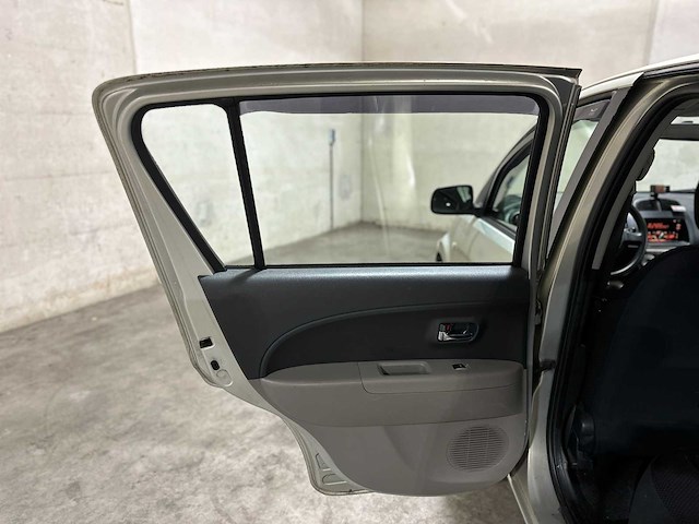 Daihatsu sirion 2 1.3-16v comfort 90pk 2005 (origineel-nl) automaat, 41-rp-tz - afbeelding 26 van  44