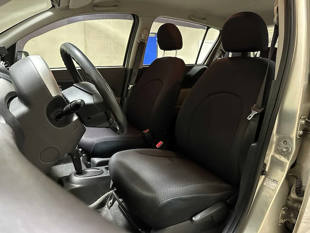 Daihatsu sirion 2 1.3-16v comfort 90pk 2005 (origineel-nl) automaat, 41-rp-tz - afbeelding 16 van  45