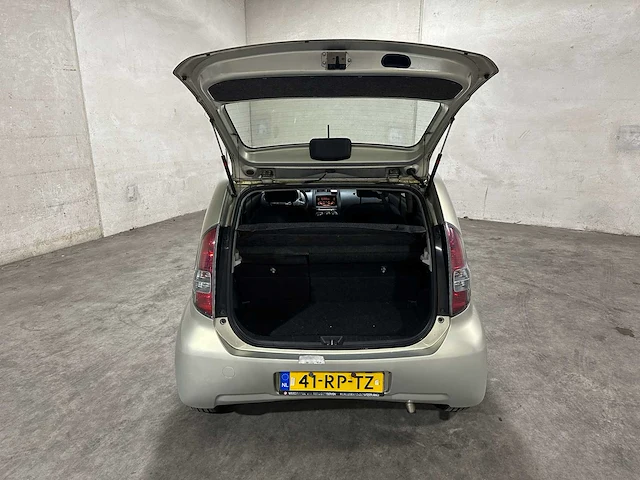 Daihatsu sirion 2 1.3-16v comfort 90pk 2005 (origineel-nl) automaat, 41-rp-tz - afbeelding 31 van  45
