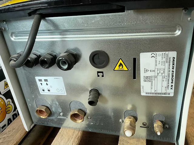 Daikin - ehbh08da6v - warmtepomp binnenunit - afbeelding 2 van  6