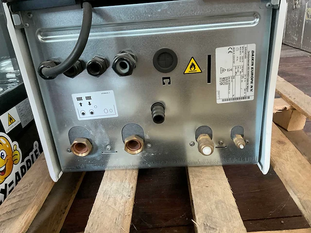 Daikin - ehbh08da6v - warmtepomp binnenunit - afbeelding 4 van  6