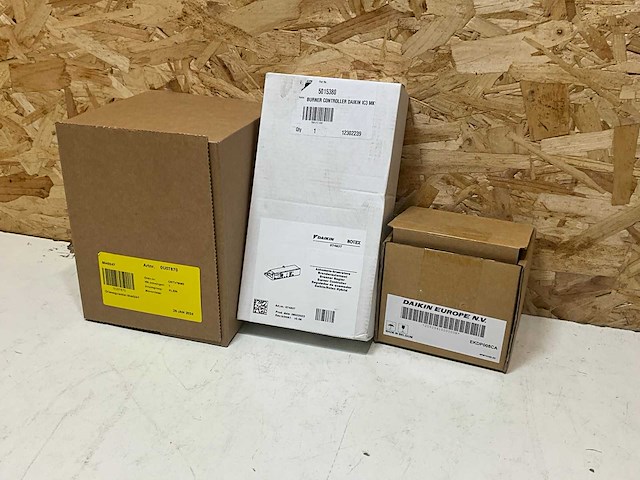 Daikin diverse onderdelen (3x) - afbeelding 1 van  6
