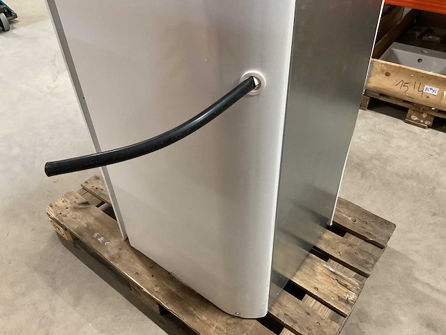 Daikin ehvx08s18ej6v lucht/water warmtepomp binnenunit - afbeelding 6 van  6