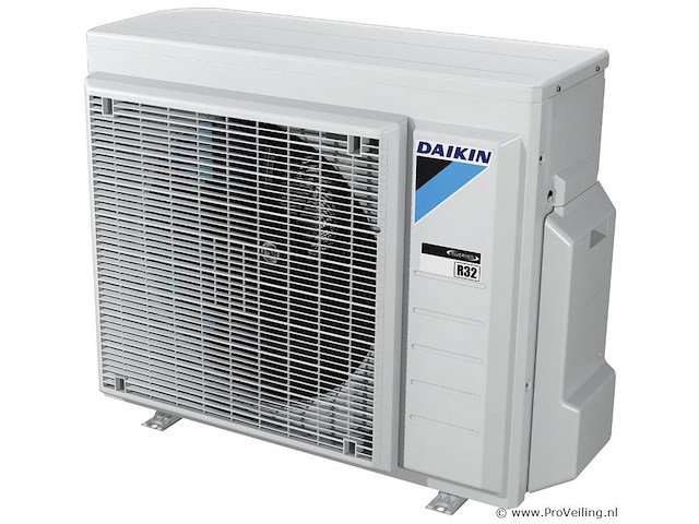 Daikin erga-evh7 lucht-water warmtepomp buitenunit 08eav3h7 - afbeelding 1 van  7
