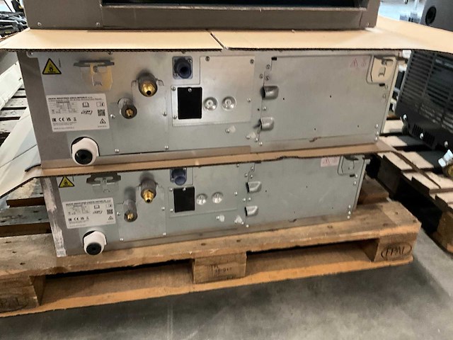 Daikin fba50a2veb9 airconditioning kanaal binnenunit (2x) - afbeelding 2 van  7