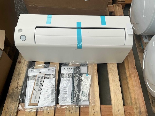 Daikin ftxm50a5v1b airco binnenunit - afbeelding 1 van  4