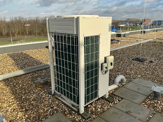 Daikin koeltoren - afbeelding 1 van  11