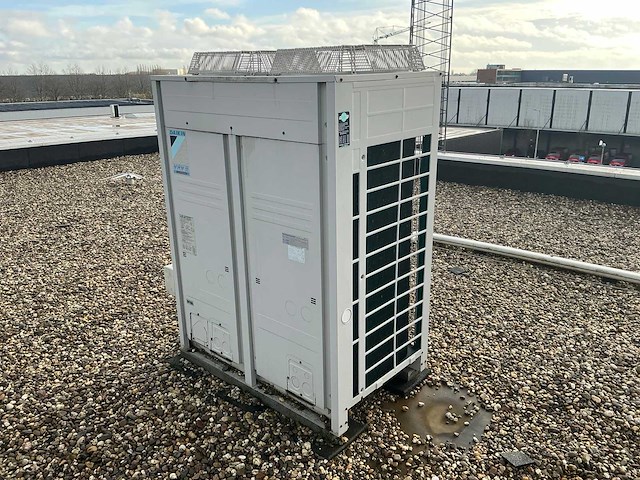 Daikin koeltoren - afbeelding 1 van  12