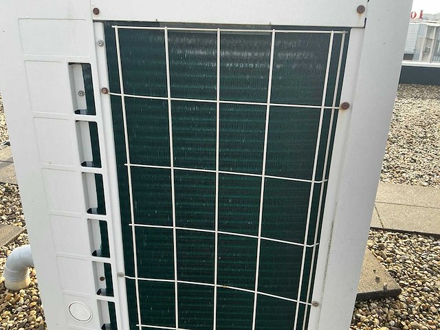 Daikin koeltoren - afbeelding 10 van  12