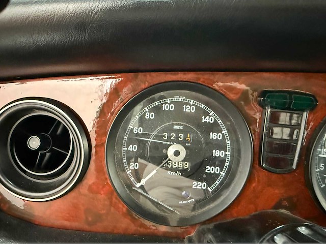 Daimler - sovereign - 4.2 - oldtimer - 1973 - afbeelding 6 van  14