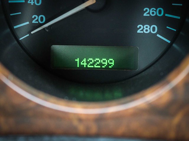 Daimler 4.0 v8 supercharged lwb automaat , 70-pkl-8 - afbeelding 18 van  29