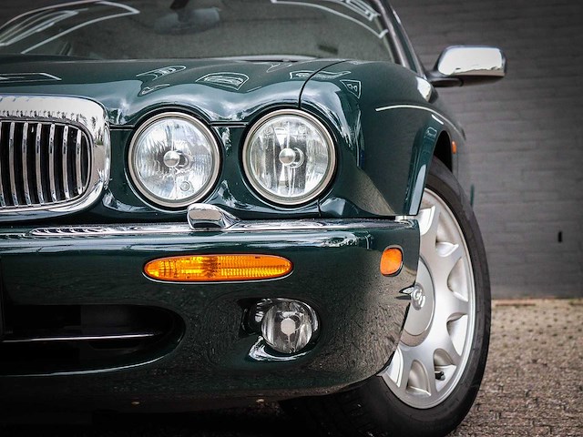 Daimler 4.0 v8 supercharged lwb automaat , 70-pkl-8 - afbeelding 9 van  25