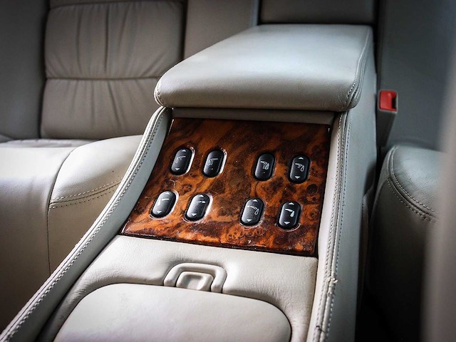 Daimler 4.0 v8 supercharged lwb automaat , 70-pkl-8 - afbeelding 11 van  29