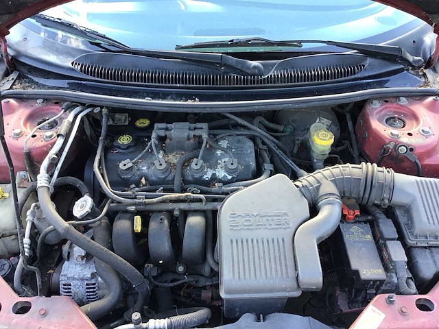 Daimler chrysler - 1998 - stratus - personenauto - afbeelding 9 van  20