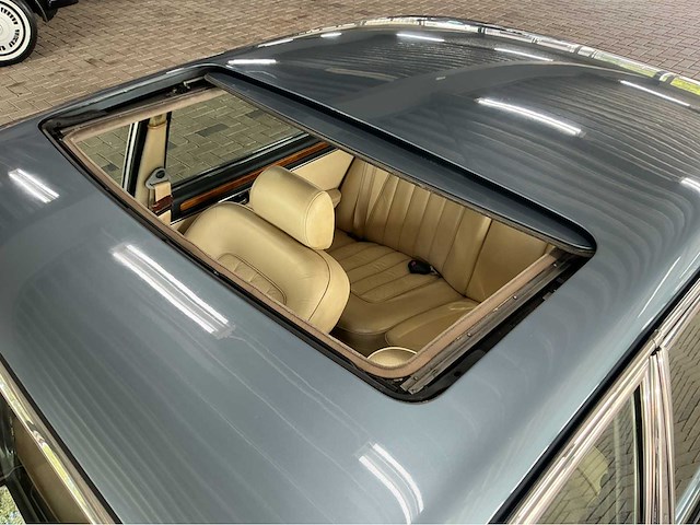 Daimler double six xj series iii | 5.3 v12 | 1982 | youngtimer | 295 pk | marge auto - afbeelding 6 van  29