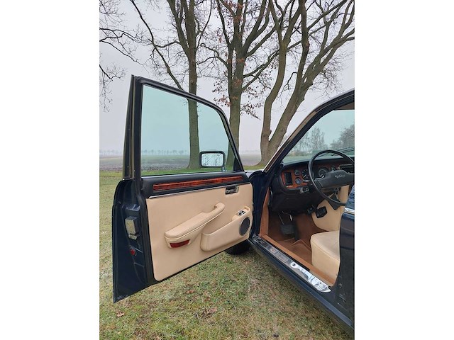 Daimler jaguar - double six - v12 - xj12 - 1986 - personenauto - afbeelding 14 van  42