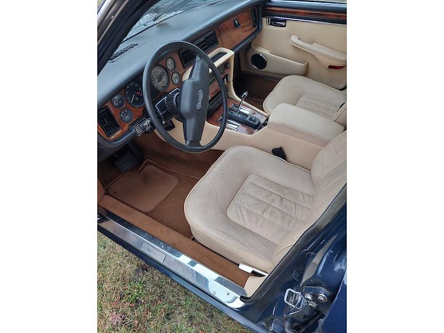 Daimler jaguar - double six - v12 - xj12 - 1986 - personenauto - afbeelding 16 van  42