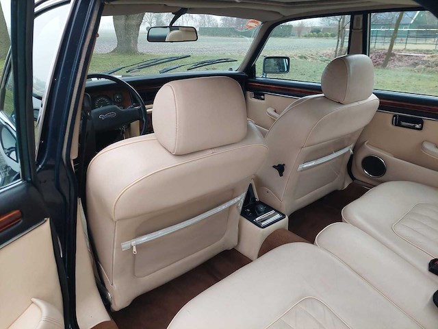 Daimler jaguar - double six - v12 - xj12 - 1986 - personenauto - afbeelding 19 van  42