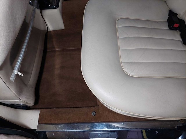 Daimler jaguar - double six - v12 - xj12 - 1986 - personenauto - afbeelding 41 van  42