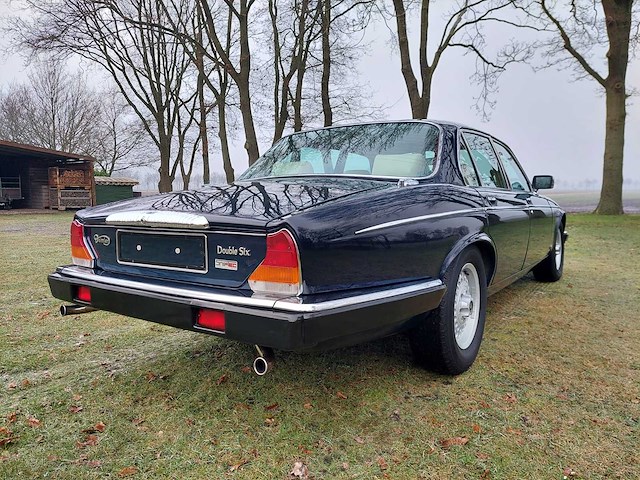 Daimler jaguar - double six - v12 - xj12 - 1986 - personenauto - afbeelding 33 van  42