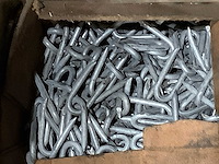 Dak en houtschroeven - afbeelding 5 van  9