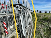 Dak en zij resteel bus, lichtgrijs - afbeelding 1 van  6