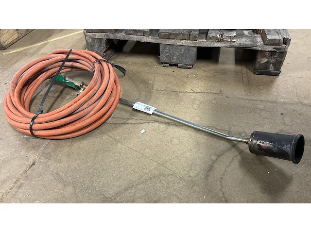 Dakbrander met slang - afbeelding 1 van  5