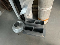 Dakmateriaal en loodgietersmateriaal - afbeelding 2 van  7