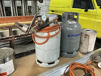 Dakmateriaal en loodgietersmateriaal - afbeelding 4 van  7