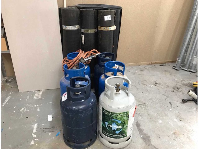 Dakmateriaal - afbeelding 1 van  3