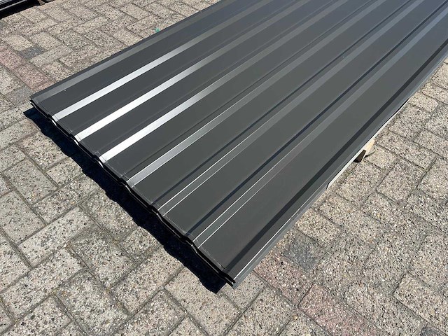 Dakplaten 225x114cm 50 stuks 128m2 - afbeelding 1 van  3