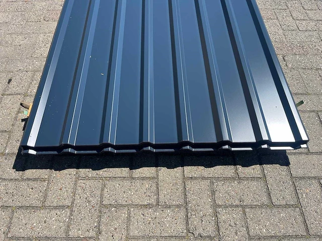 Dakplaten 250x114cm 50 stuks 142m2 - afbeelding 2 van  3