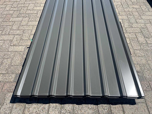 Dakplaten 275x114cm 50 stuks 156m2 - afbeelding 1 van  2
