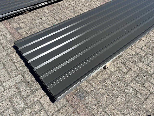 Dakplaten 275x114cm 50 stuks 156m2 - afbeelding 1 van  3