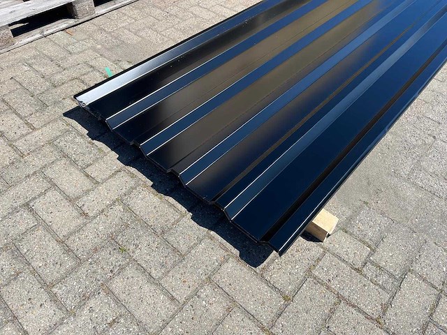 Dakplaten 400x109cm 30 stuks 130m2 - afbeelding 2 van  4