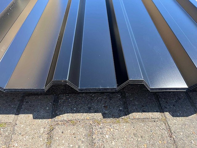 Dakplaten 400x109cm 30 stuks 130m2 - afbeelding 4 van  4