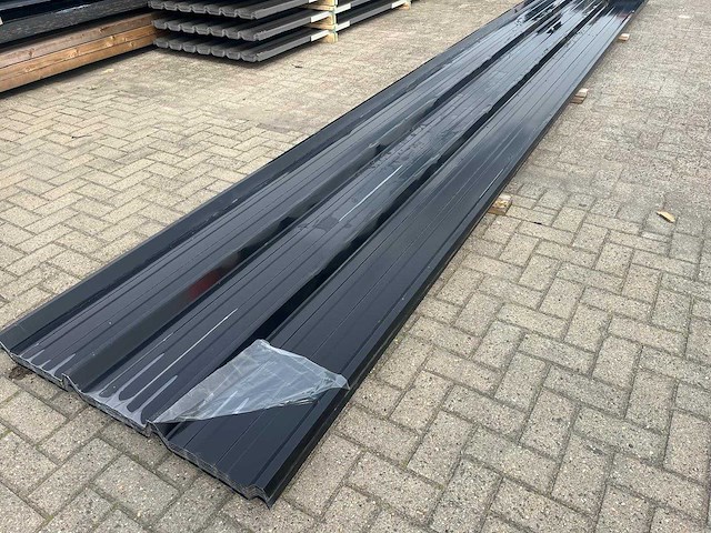 Dakplaten 550x108cm 18 stuks 106m2 - afbeelding 2 van  3
